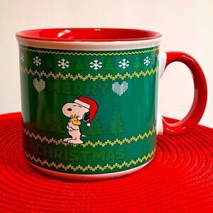 Peanuts Snoopy Holiday Mug NWT